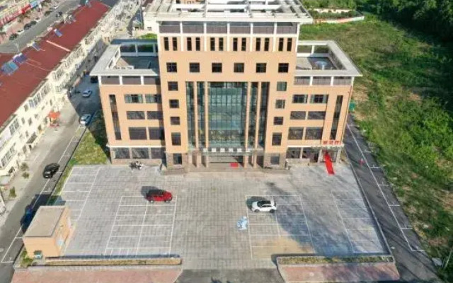 Guangde Hangting Business Hotel