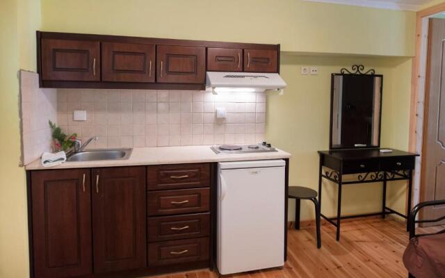 Argo Apartments