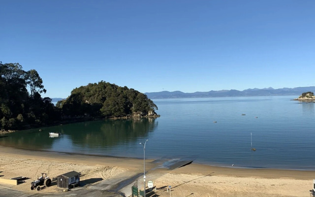 Kaiteriteri Retreat