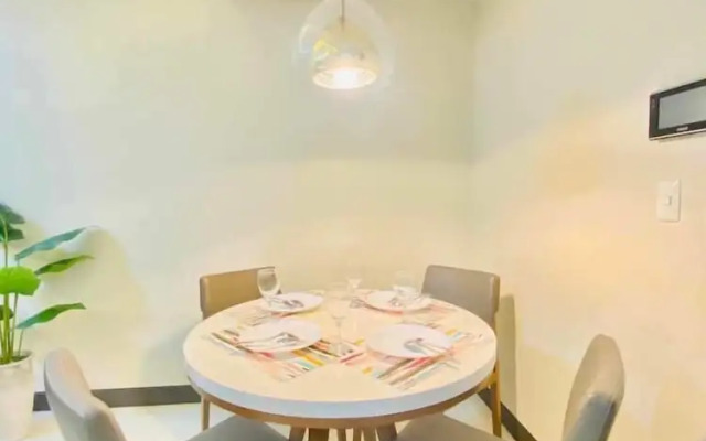 Mactan Newtown Family Suite Room