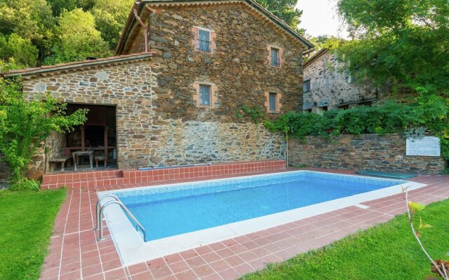 Picturesque Cottage in Montseny With Swimming Pool