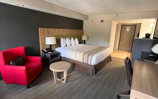 Country Inn & Suites by Radisson, Pigeon Forge South, TN