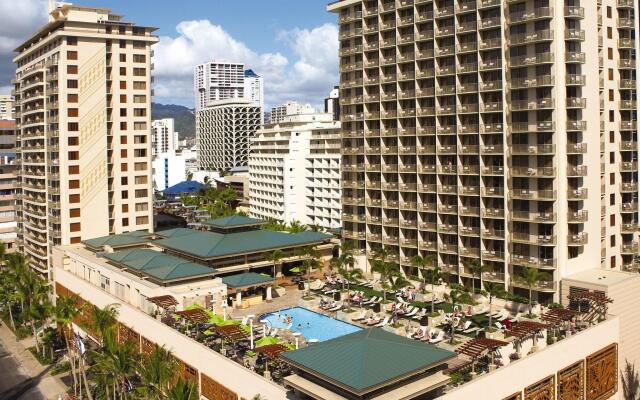 Embassy Suites by Hilton Waikiki Beach Walk