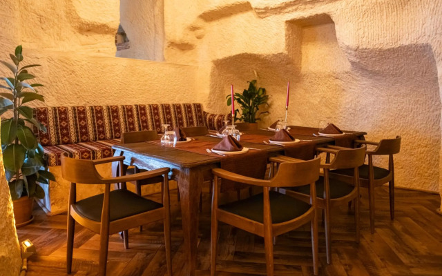 Urgup Evi Cave Hotel