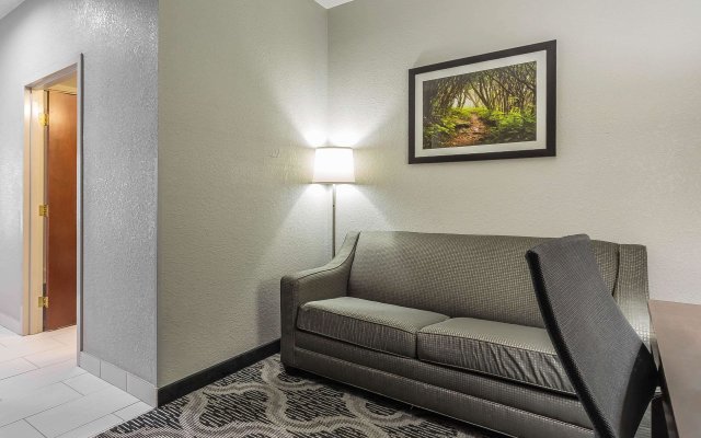 Quality Suites Pineville - Charlotte