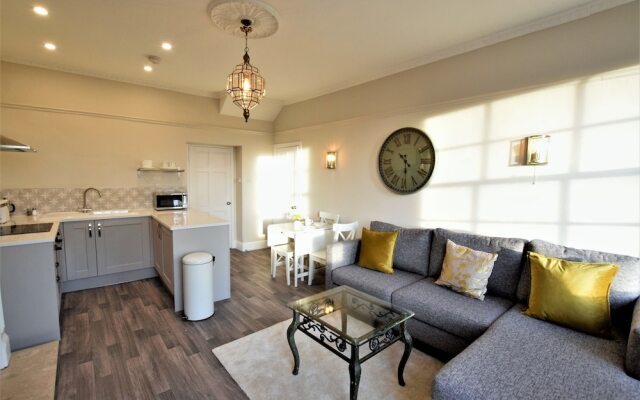 Clifton Court - yourapartment