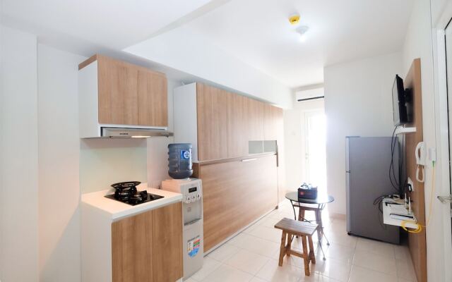 Modern and Cozy 2BR @Springlake Bekasi Apartment