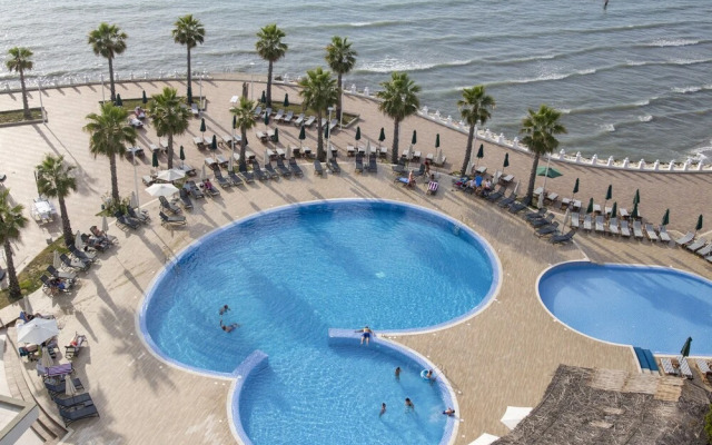 Prestige Resort