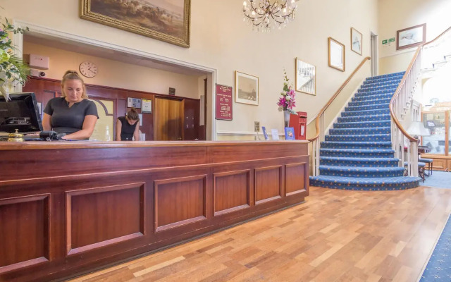 The Queens Hotel