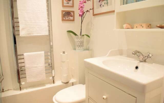 Bright 1 Bedroom Flat in Finsbury Park