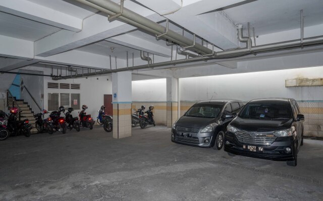 Urbanview Hotel Artama Simpang Lima by RedDoorz