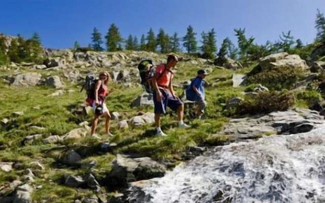 Madame Vacances Les Chalets D'Isola