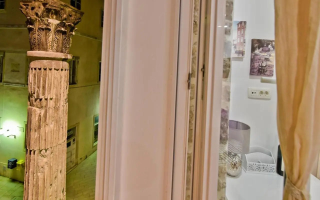 Luxury room Colonna 4*, center