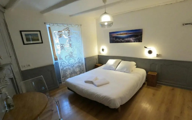 La Maison - Hotel & Gite