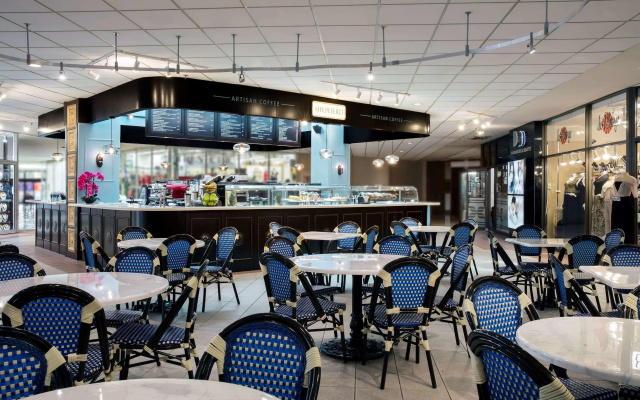 DoubleTree by Hilton Miami Airport & Convention Center