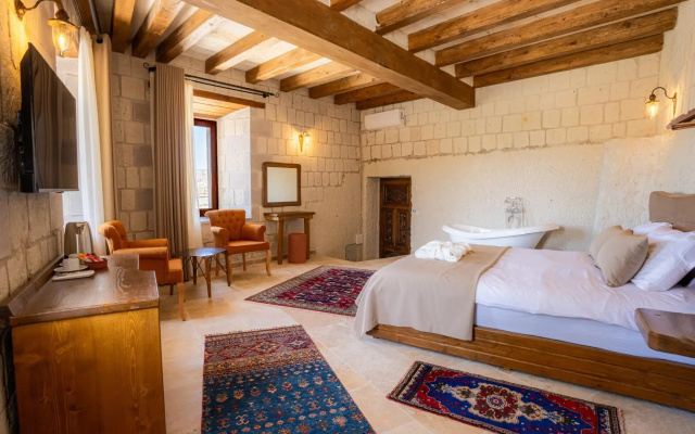 Tulip Cave Suites