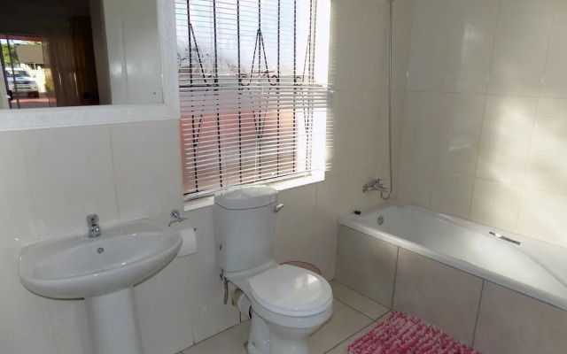 Joezebel Guest House
