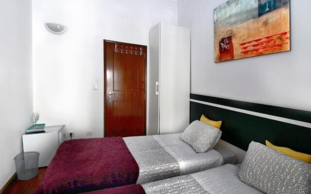 Bisengototo Homestay
