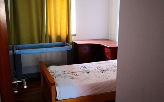 Impeccable 4-bed Apartment in Funchal