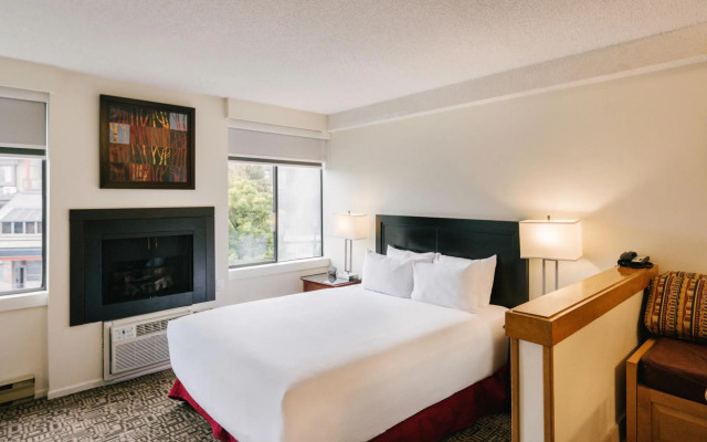 Executive - The Inn at Whistler Village