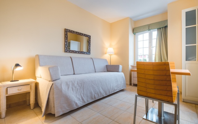 Apartamentos LIVVO Coloradamar