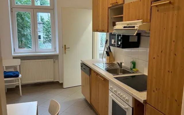 Comfy Apt Long Stay 5P Margareten