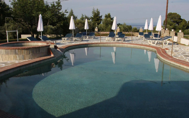 Pashos Hotel