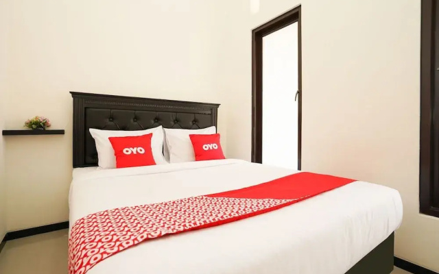 OYO Living 1743 Anie Residence