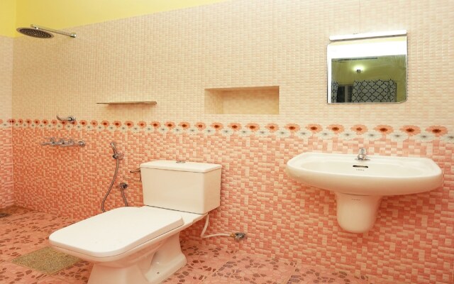 OYO Home 28030 Lively Stay