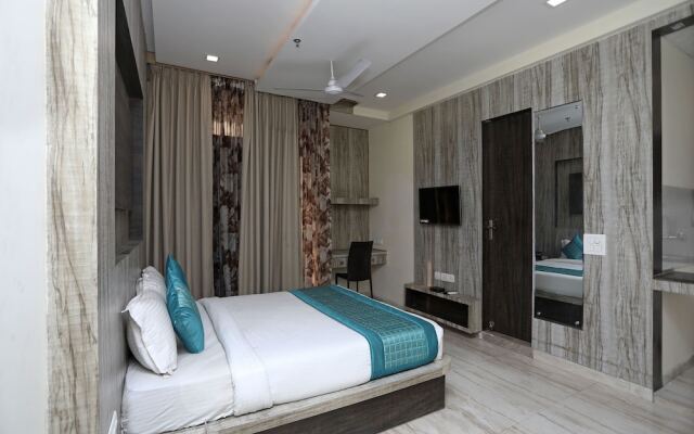 Capital O 13551 Haveli Palace