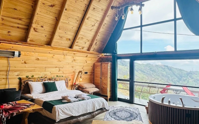 Stiela Suit Bungalov