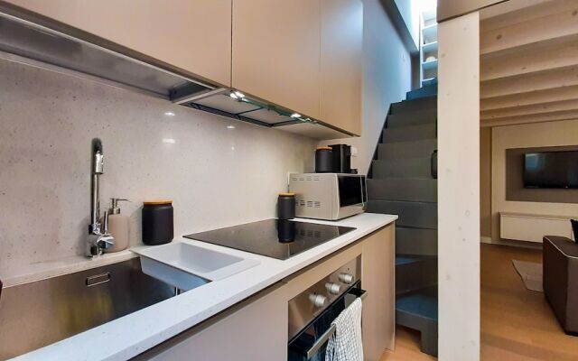 JOIVY Lovely Loft For 2 W/Private Entrance