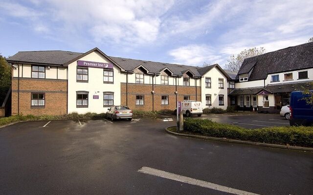 Premier Inn Stockport South