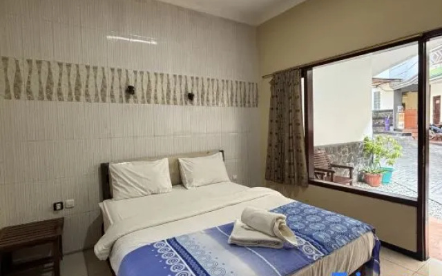 Hotel Prima Asri 153