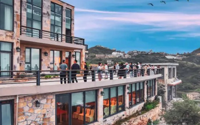 Dashi Award Museum Homestay