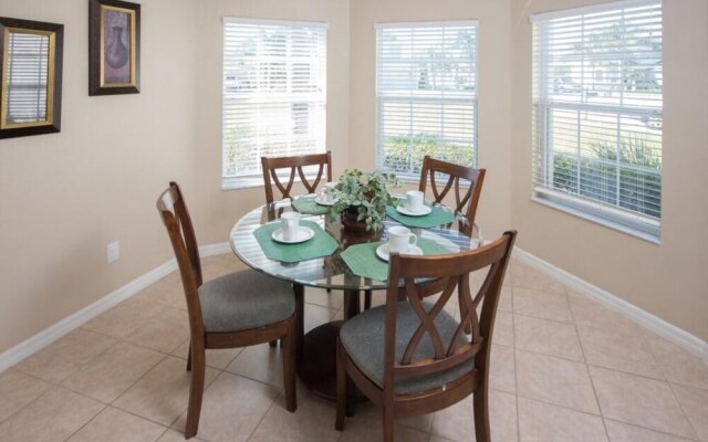 Janice's West Haven Vacation Home