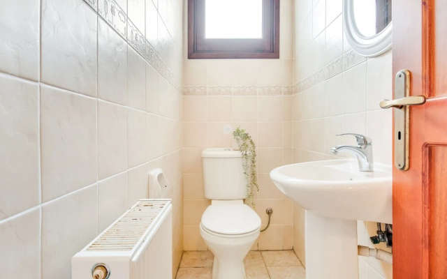Sanders View - Dreamy 7-bdr Villa With Pool