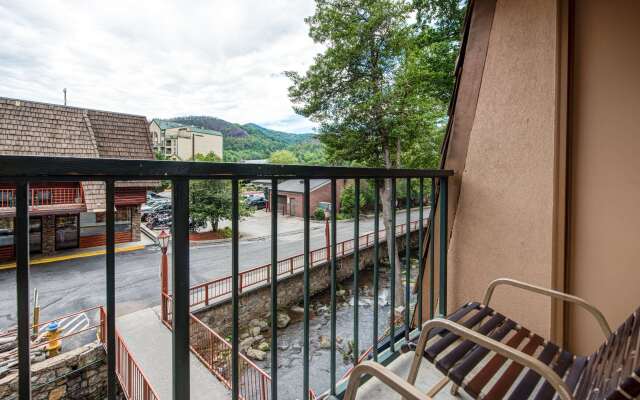 Quality Inn Creekside - Downtown Gatlinburg