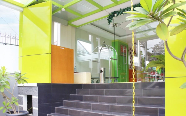 Airy Karamat Bhayangkara 127 Sukabumi