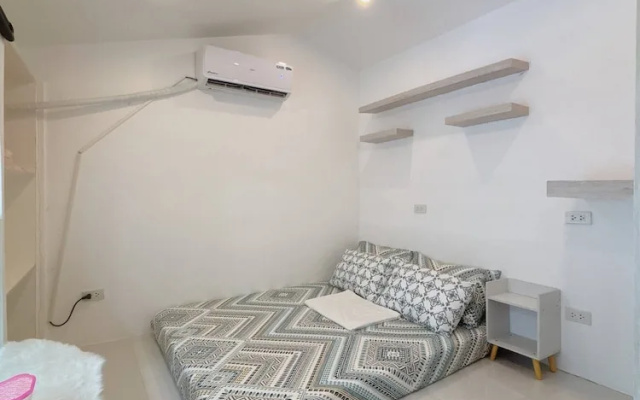 Cozy Loft Condo in Tanza With Arcade