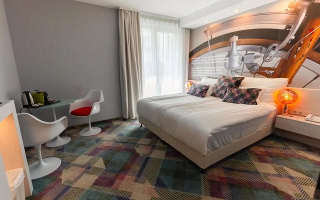 Science Hotel