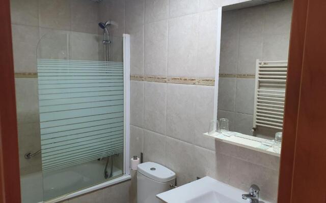 Hostal Fronton