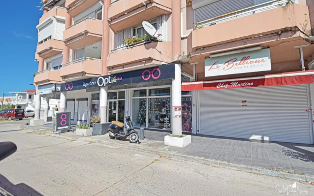 Mady's Retreat 1 bedroom apartment ideally located