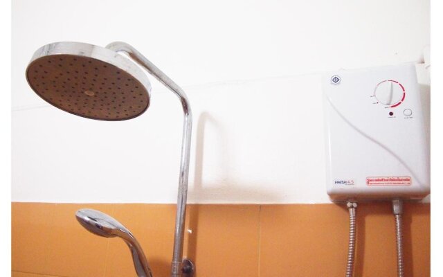 Baan Phangnga Beds and Bakery