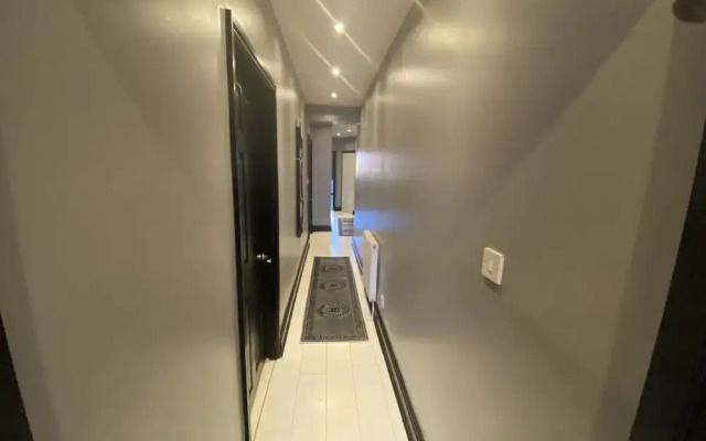 2 Bedroom Gray Apartment Blackpool