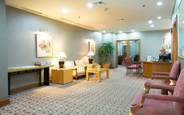 Emerald Hotel Bangkok - photo 2