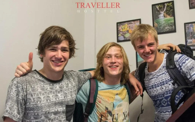 The Traveller Hostel - Adults Only