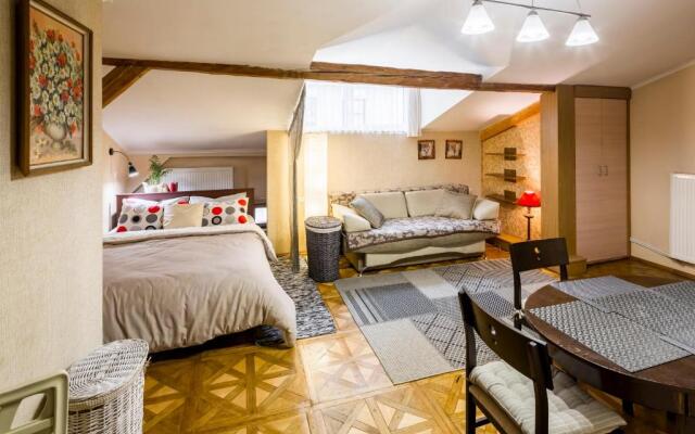 Apartment on Svobody Avenue 47