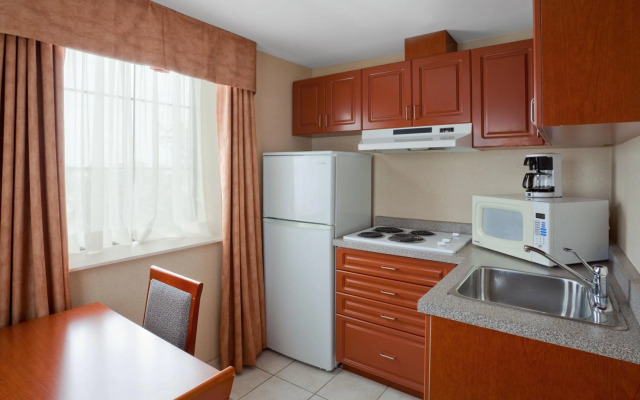 Holiday Inn Express Hotel & Suites Barrie by IHG