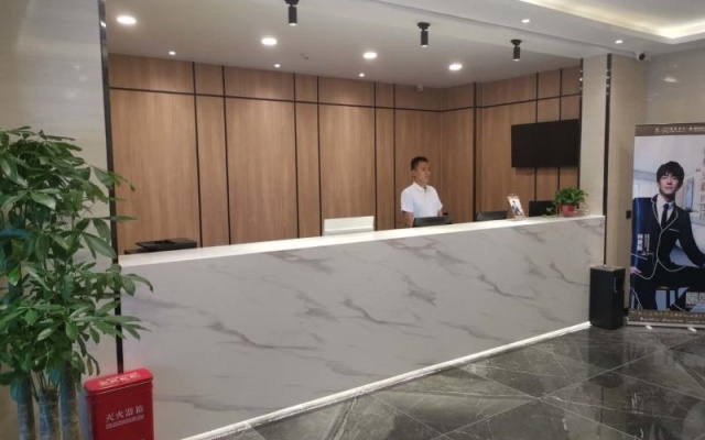 Green Tree Inn Express Jinan Huaiyin District Jingshi Road Children's Hospital – People – Jinan